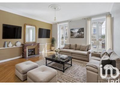 Appartement - 140 m² - 5 pièces