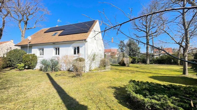 Maison - 152 m² - 6 pièces