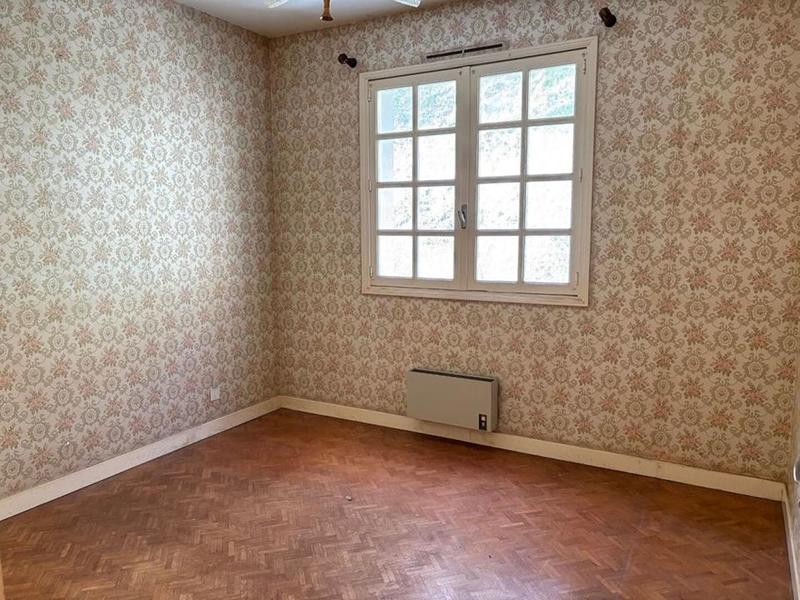 Villa - 100 m² - 5 pièces