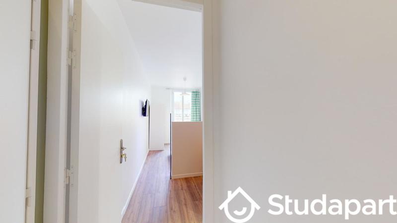 Chambre - 13 m² - 1 pièce