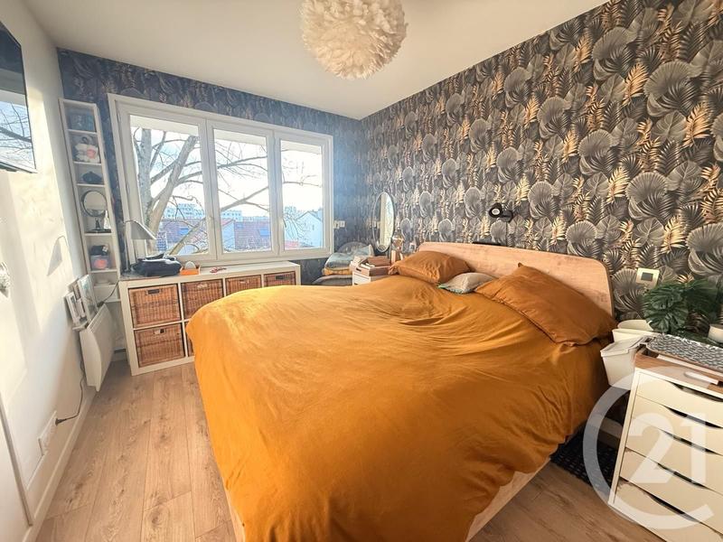 Duplex - 105 m² - 4 pièces