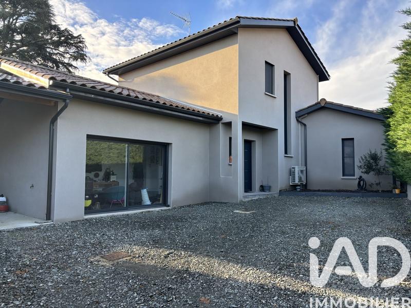 Maison - 134 m² - 6 pièces