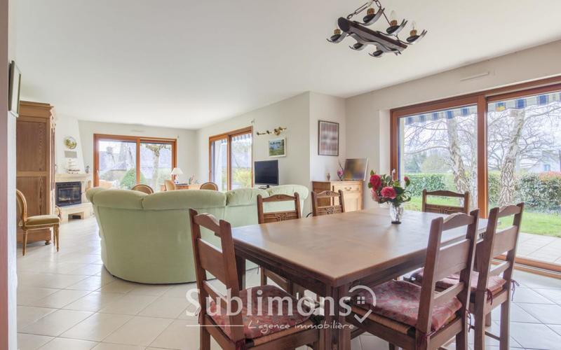 Maison traditionnelle - 129 m² - 6 pièces