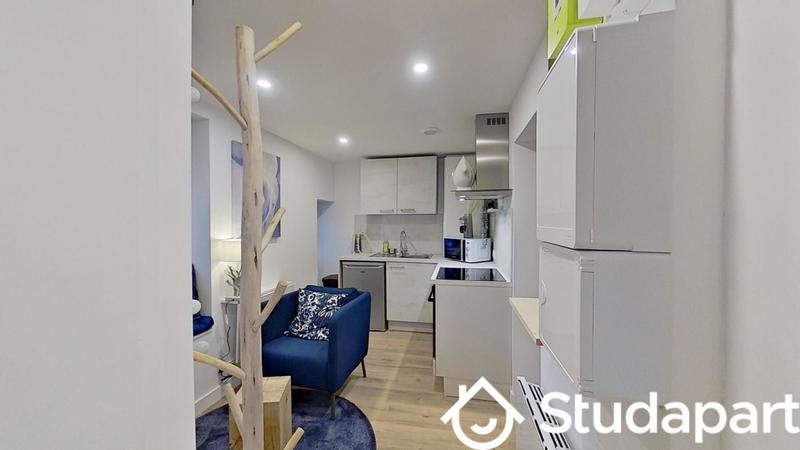 Chambre - 10 m² - 1 pièce