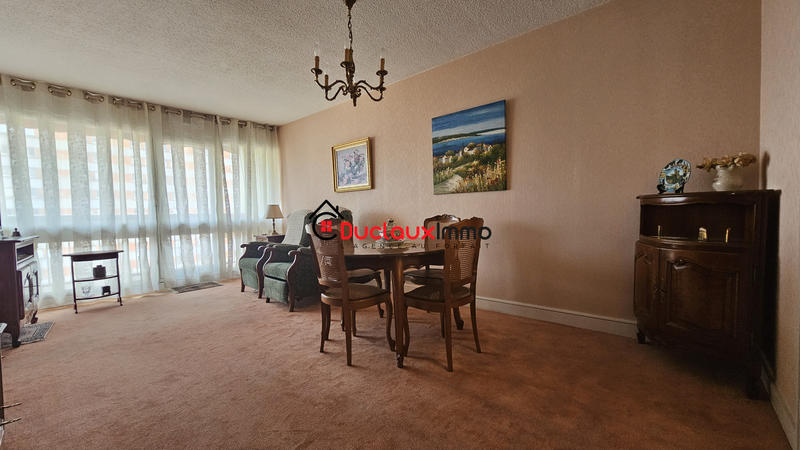 Appartement - 80 m² - 4 pièces