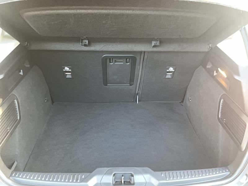 Ford Focus 1.0 Flexifuel 125 s&amp;S mHEV Titanium Design