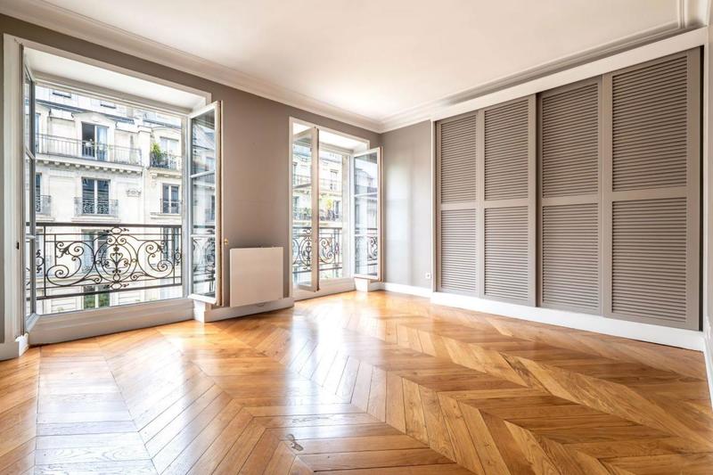 Appartement - 120 m² - 6 pièces