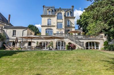 Maison bourgeoise - 396 m² - 12 pièces