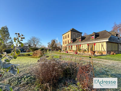 Maison - 249 m² - 7 pièces