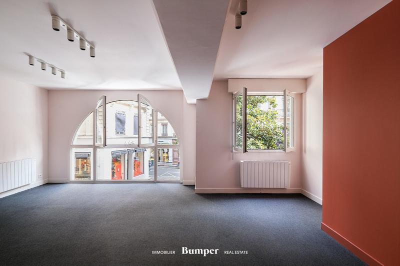 Bureau - 102 m² - 5 pièces