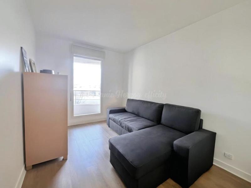 Appartement - 94 m² - 4 pièces