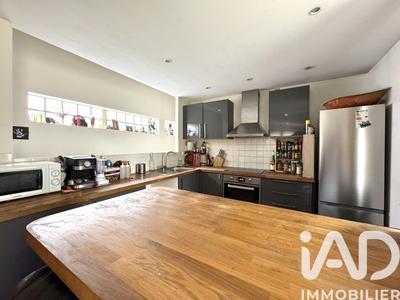 Maison - 81 m² - 4 pièces