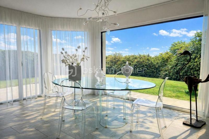 Maison - 153 m² - 5 pièces