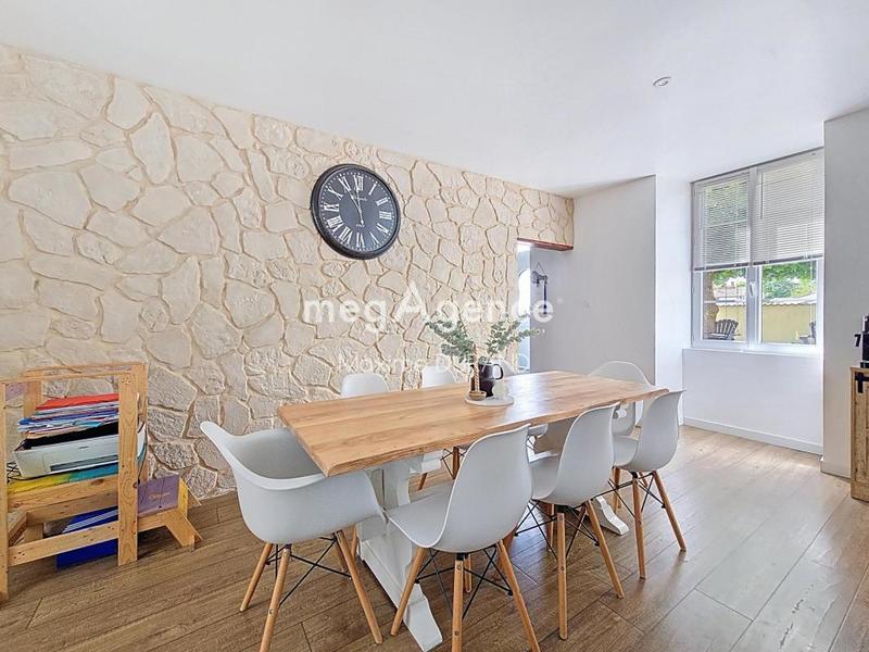 Maison - 136 m² - 6 pièces