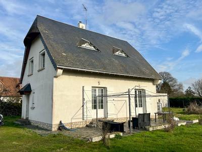 Maison - 163 m² - 5 pièces