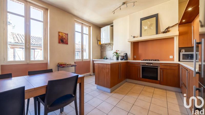 Appartement - 160 m² - 5 pièces
