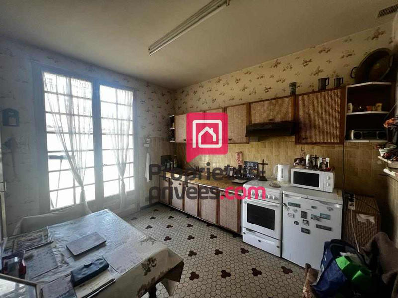 Maison - 205 m² - 8 pièces