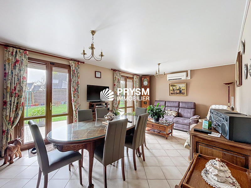 Maison traditionnelle - 80 m² - 4 pièces