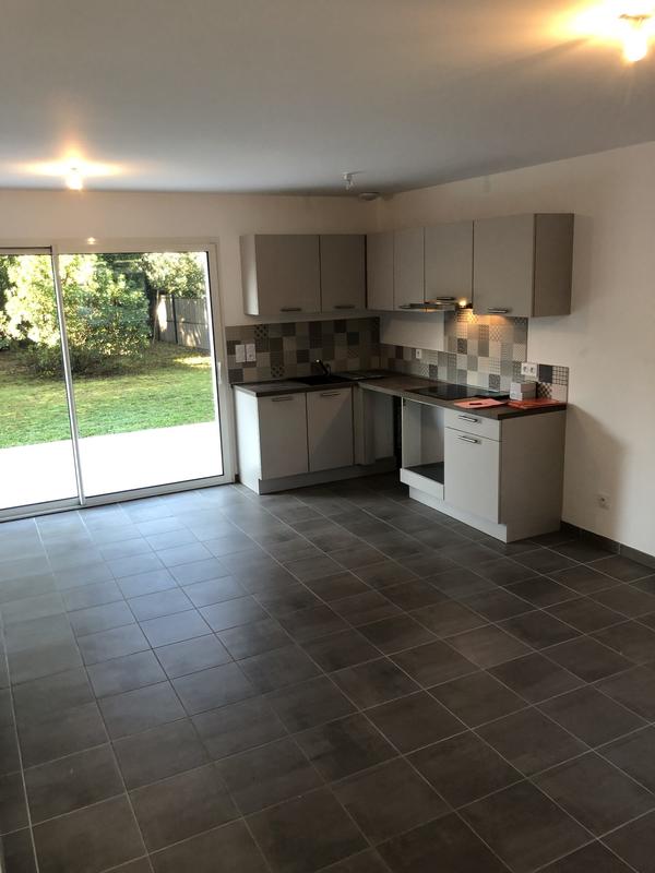 Maison traditionnelle - 92 m² - 5 pièces