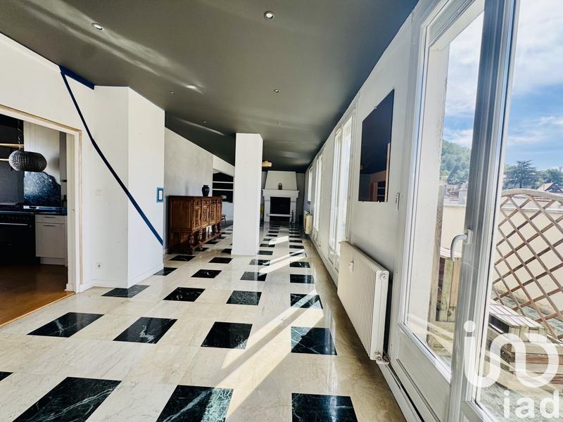 Appartement - 155 m² - 5 pièces