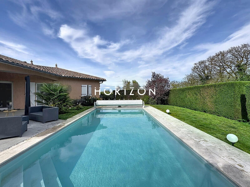 Maison - 120 m² - 5 pièces