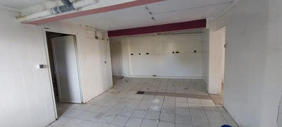 Local d'activités - 365 m²