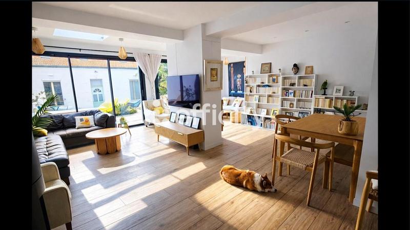 Maison - 182 m² - 8 pièces