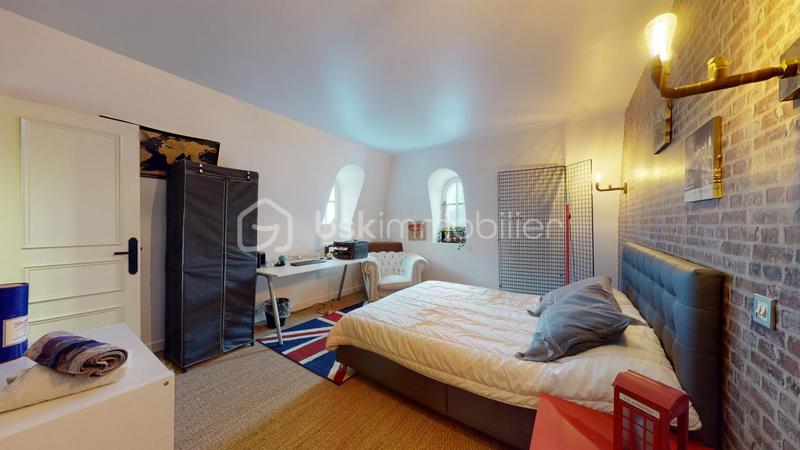 Appartement - 246 m² - 6 pièces