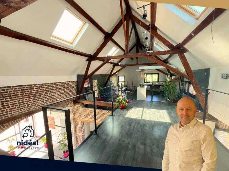 Maison - 395 m² - 8 pièces