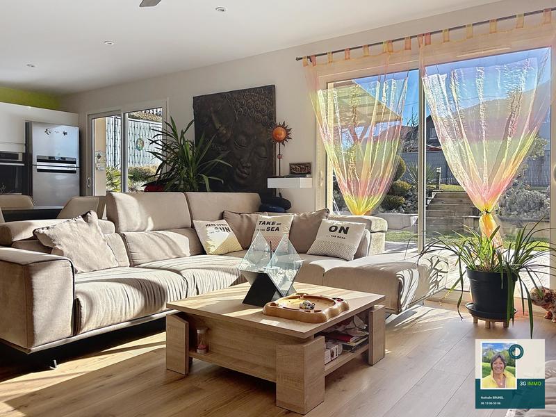 Maison - 130 m² - 6 pièces