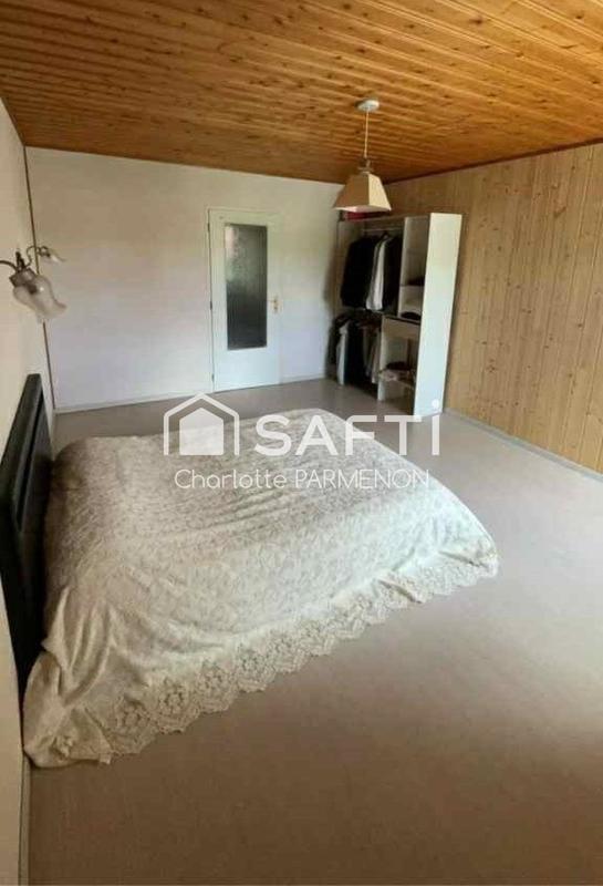 Maison - 215 m² - 6 pièces