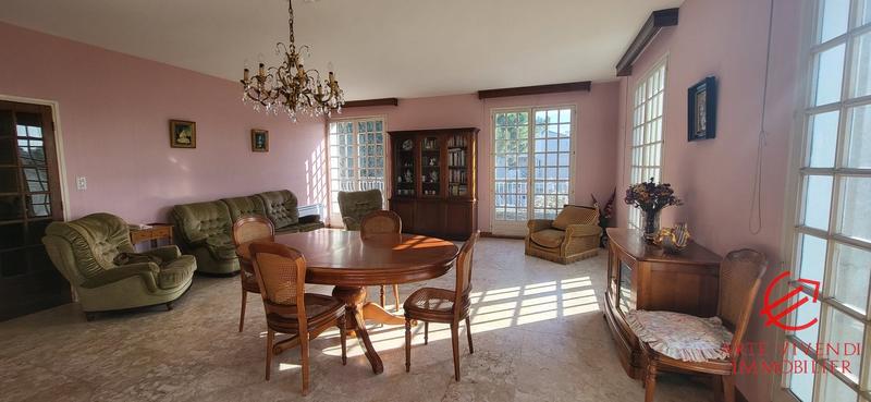 Maison - 168 m² - 6 pièces