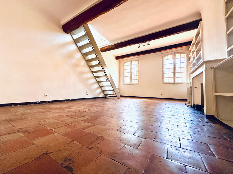 Appartement - 60 m² - 2 pièces