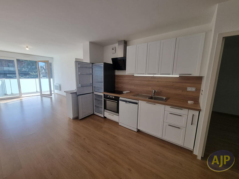 Appartement - 67 m² - 3 pièces