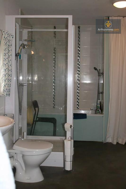 Maison - 134 m² - 8 pièces