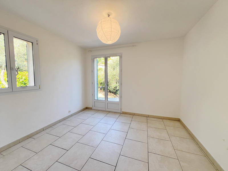 Maison - 210 m² - 8 pièces