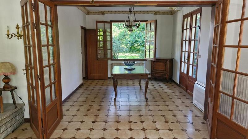 Maison - 226 m² - 7 pièces