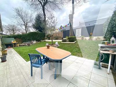 Maison - 138 m² - 7 pièces