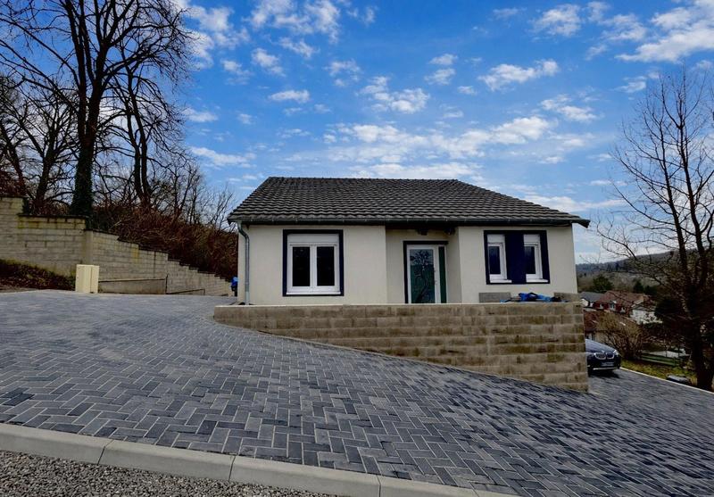 Maison - 226 m² - 8 pièces