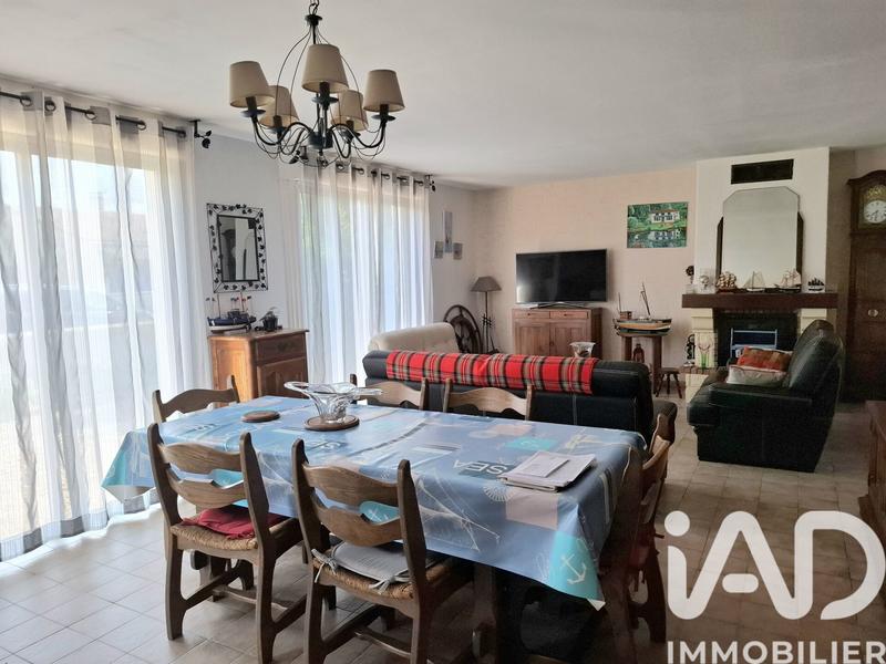 Maison - 95 m² - 4 pièces