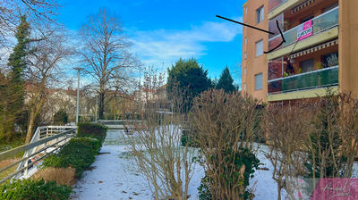 Appartement - 79 m² - 4 pièces