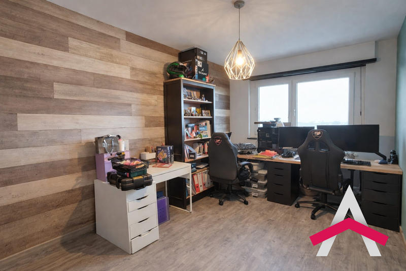 Appartement - 80 m² - 4 pièces