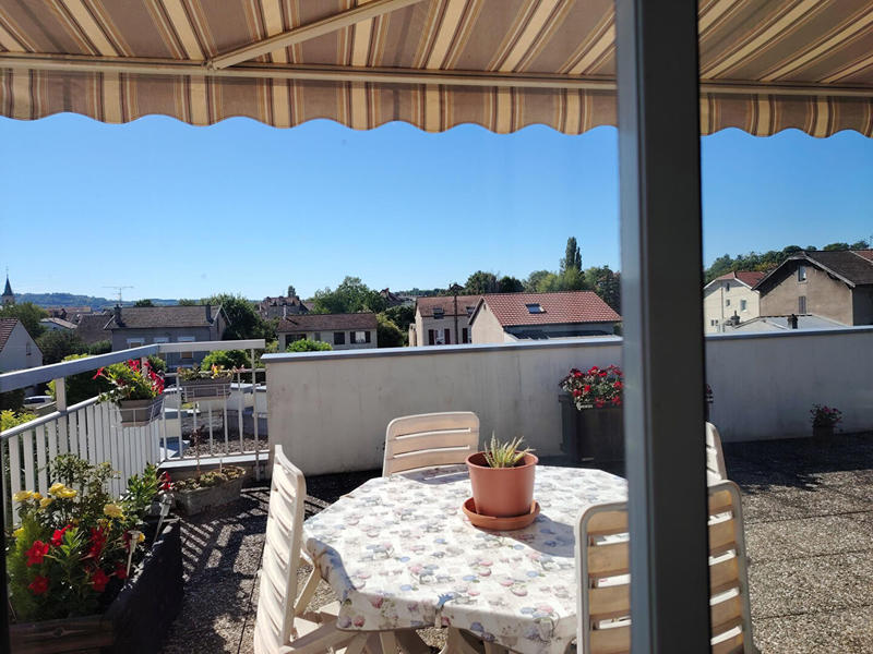 Appartement - 97 m² - 5 pièces