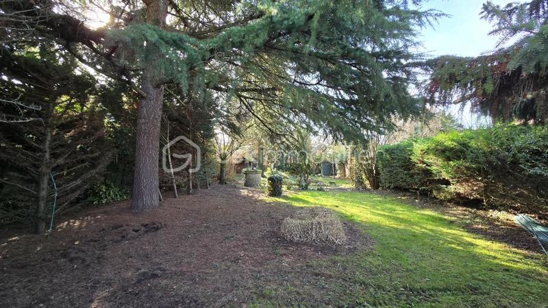 Terrain constructible - 526 m²