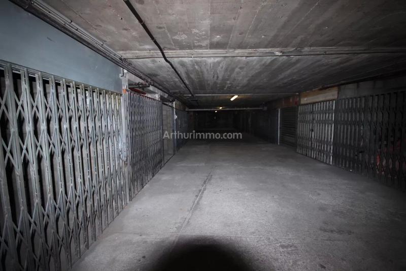 Parking / Garage - 13 m²