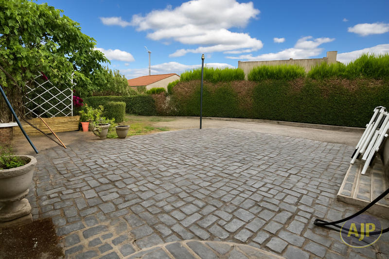 Maison - 110 m² - 6 pièces