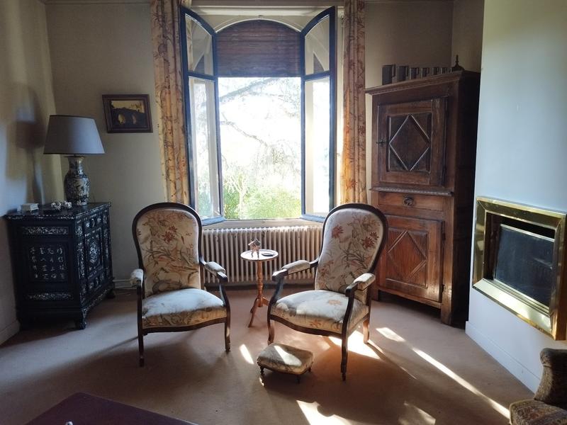 Maison - 211 m² - 8 pièces