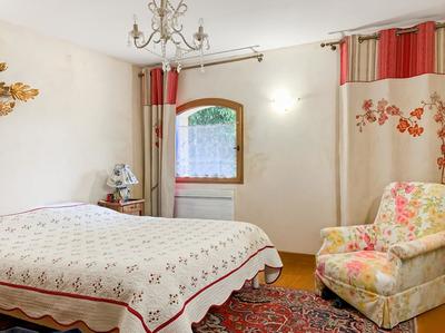 Propriété - 180 m² - 7 pièces