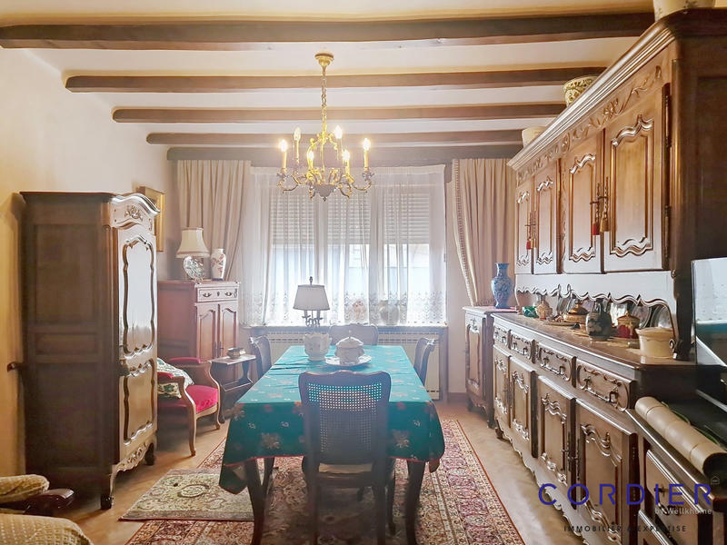 Maison - 77 m² - 5 pièces