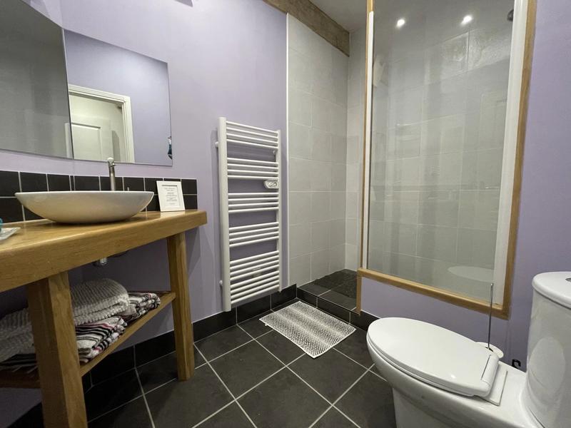 Maison - 201 m² - 9 pièces